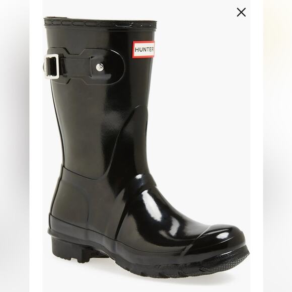 Hunter Shoes - Hunter Black 8 Original Short Gloss Rain Boot